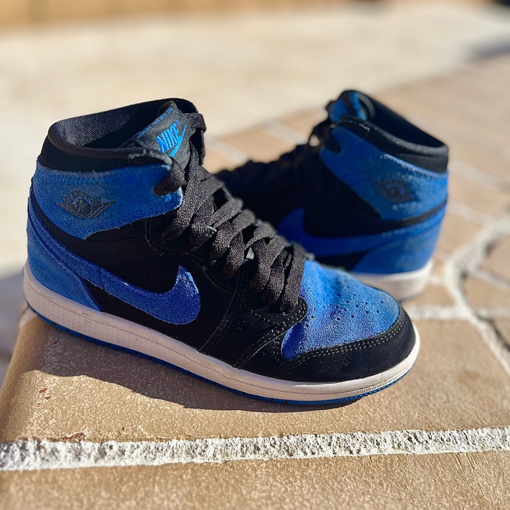 High Retro Jordan Shoes